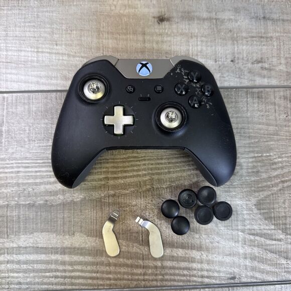 Xbox One Elite Controller Series 1 Black Microsoft MODEL 1698 - Picture 1 of 8